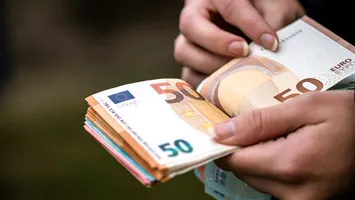 Obiectul banal care îți poate arunca în aer bugetul de vacanță, fără să știi
